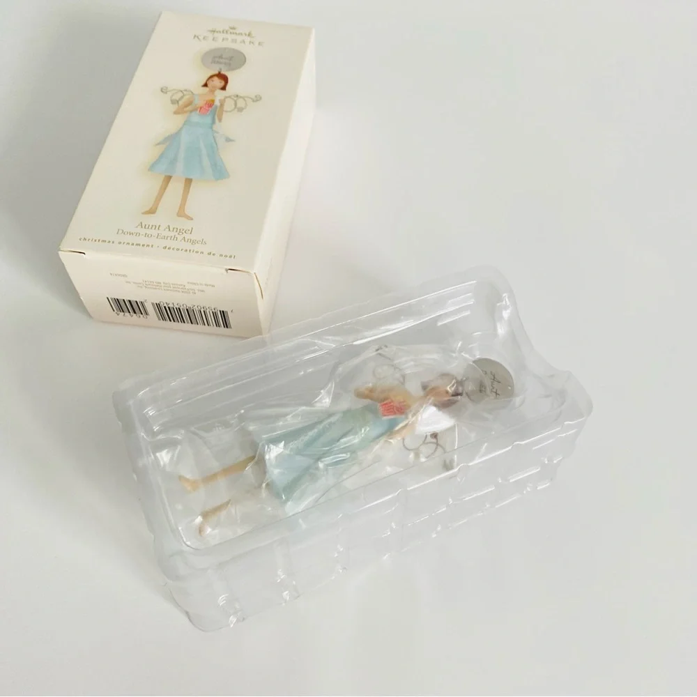 Hallmark Keepsake Ornament Aunt Angel 2008 Down to Earth Angels Christmas Decor